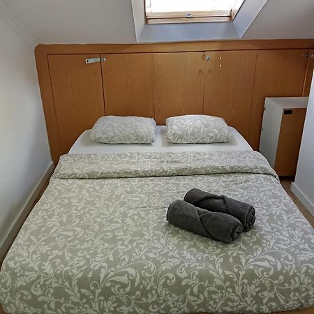 Bica Mini Hostel Лісабон Екстер'єр фото